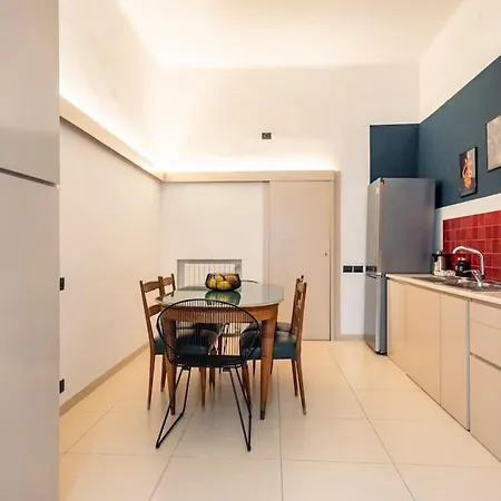 Modern Hospitality Exclusive Neapol