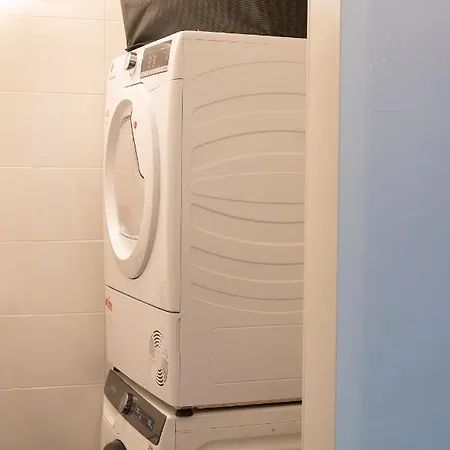 Modern Hospitality Exclusive דירה