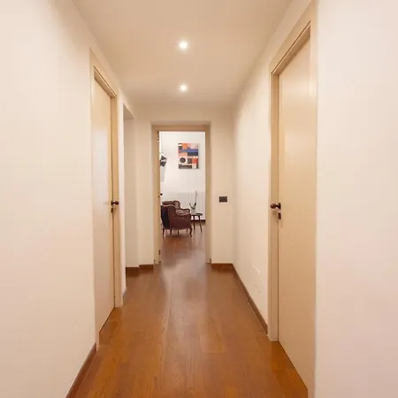 Modern Hospitality Exclusive Apartment *