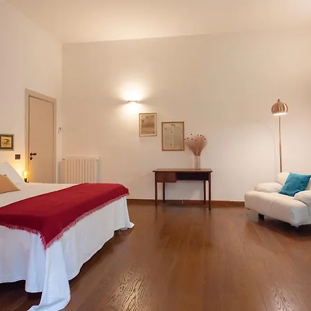 Modern Hospitality Exclusive נאפולי