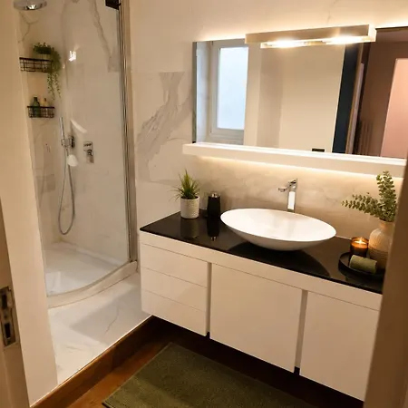 Modern Hospitality Exclusive Lägenhet *