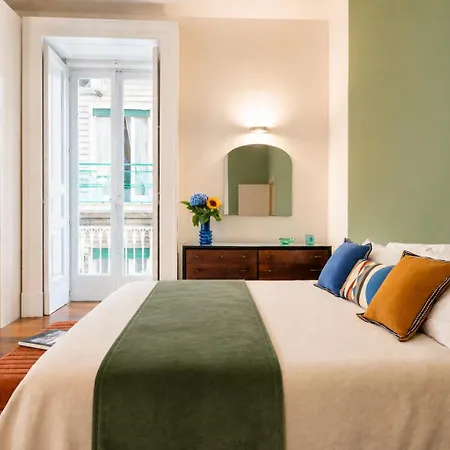Modern Hospitality Exclusive * Neapel